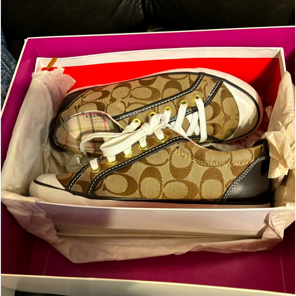 Super Cute Coach Shoes With Bag!